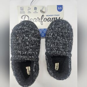 Deerfoam Kids memory foam slippers NWT 2-3